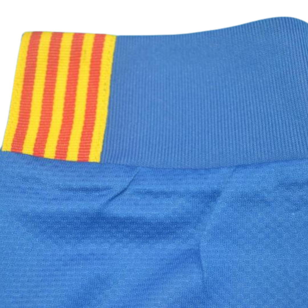 Camisa Barcelona Manga Longa 06/07 - Versão Retrô "Ronaldinho" Nº 10