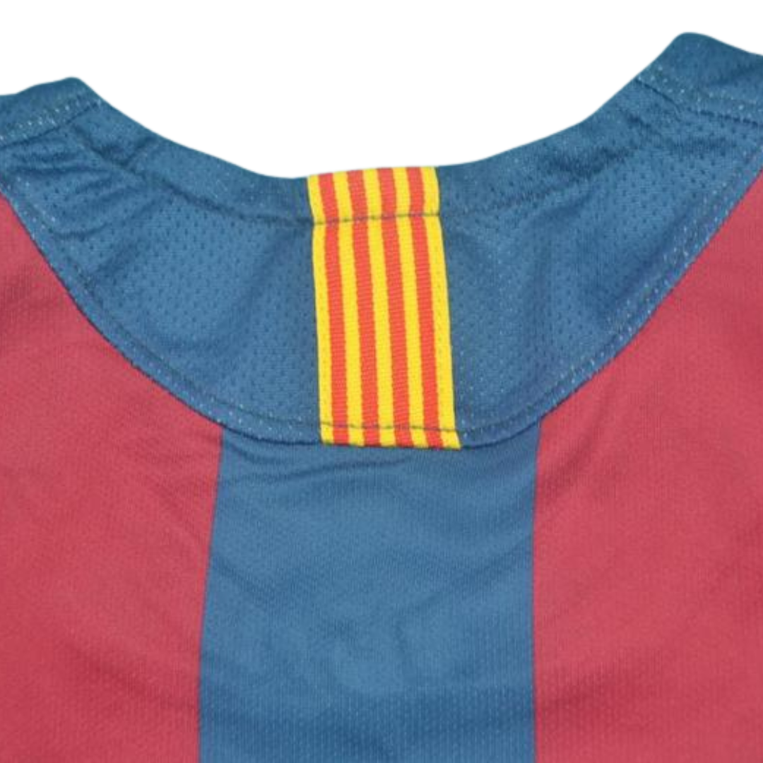 Camisa Barcelona Home 2006 - Versão Retrô "Ronaldinho" Nº 10