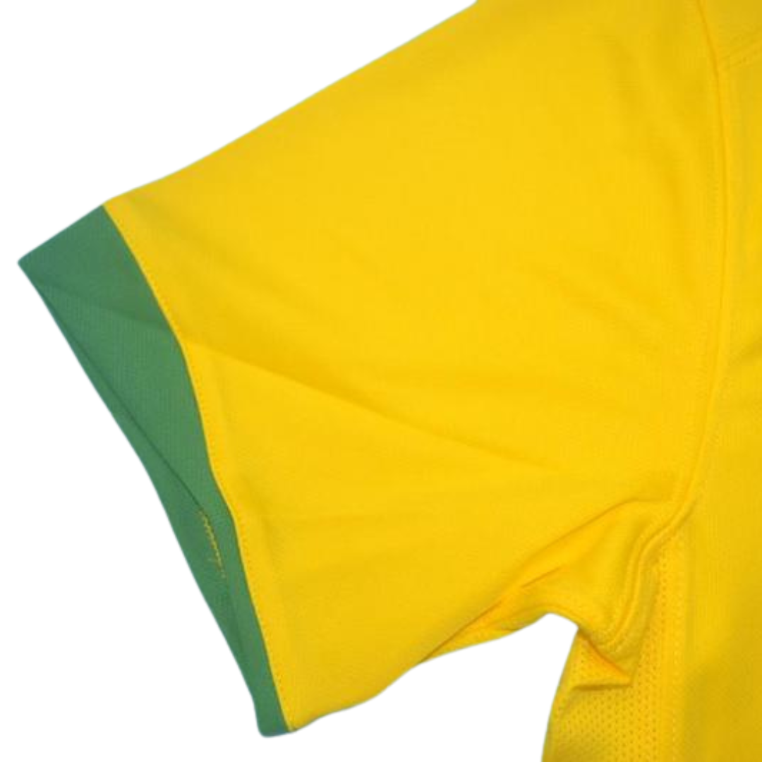 Camisa Retrô Brasil Home Copa do Mundo Versão 2006 "Kaká" N°.8
