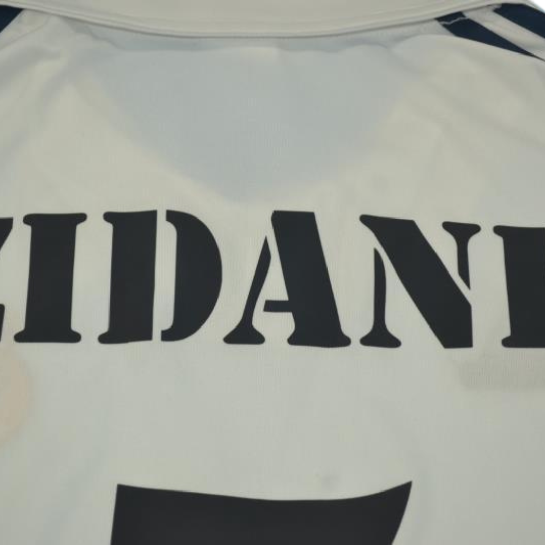Camisa Real Madrid Home 01/02 - Versão Retrô "Zidane" Nº 5