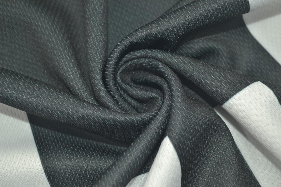 Camisa Retrô Juventus Home 96/97