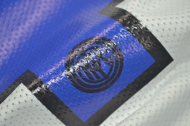 Camisa Retrô Inter de Milão Away  UCL Versão 10/11 "J.Zanetti" N°.4