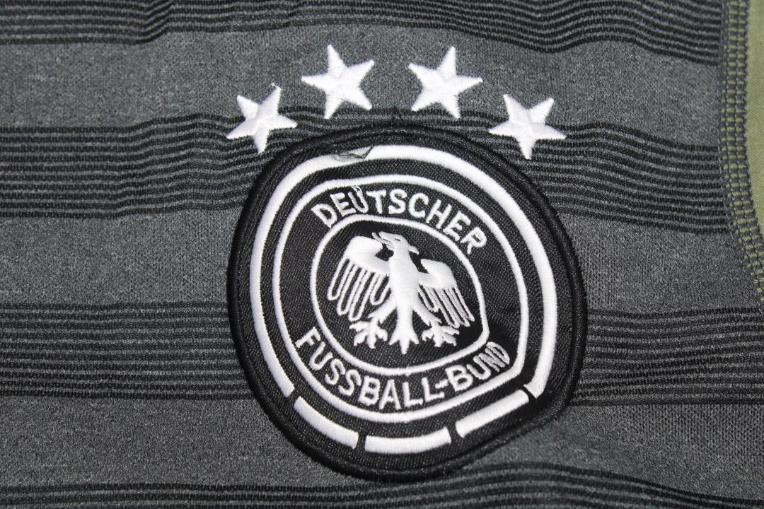 Camisa Retrô Alemanha Away 2016 "Schweinsteiger" N°.7