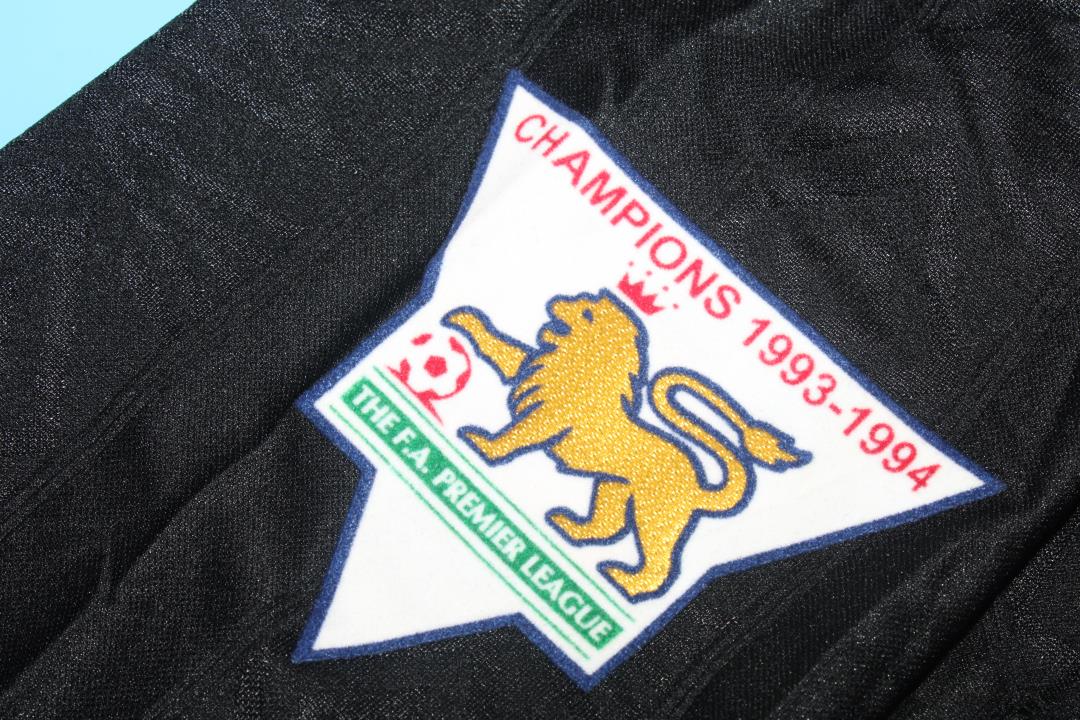 Camisa Manchester United Manga Longa 93/94 - Versão Retrô "Cantona" Nº 7