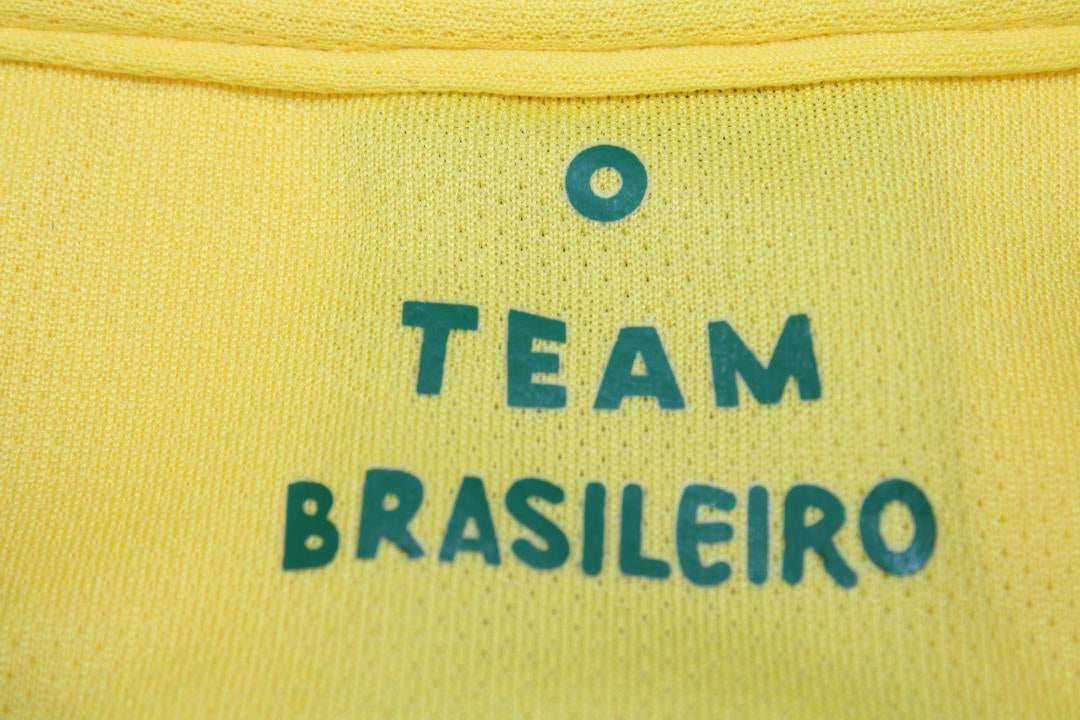 Camisa Retrô Brasil Home 19/20