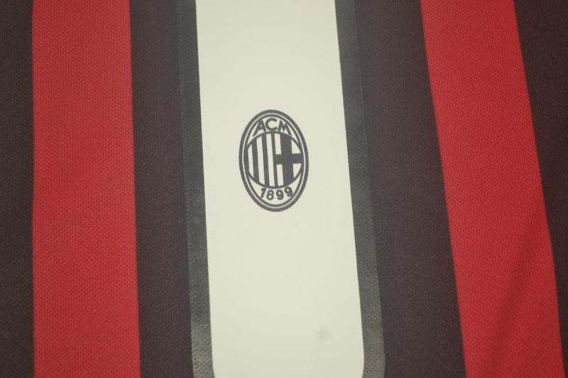 Camisa Retrô Milan Home UCL Versão 11/12 "Ibrahimović" N°.11