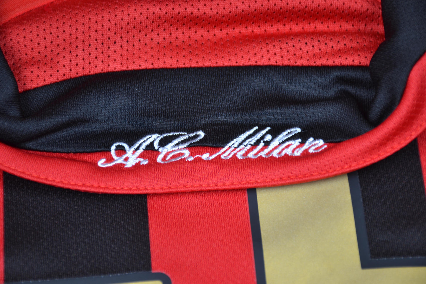 Camisa Retrô Milan Home 05/06 "Kaká" N°.22