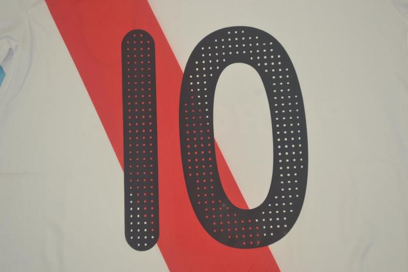 Camisa River Plate Home 09/10 - Versão Retrô N° 10