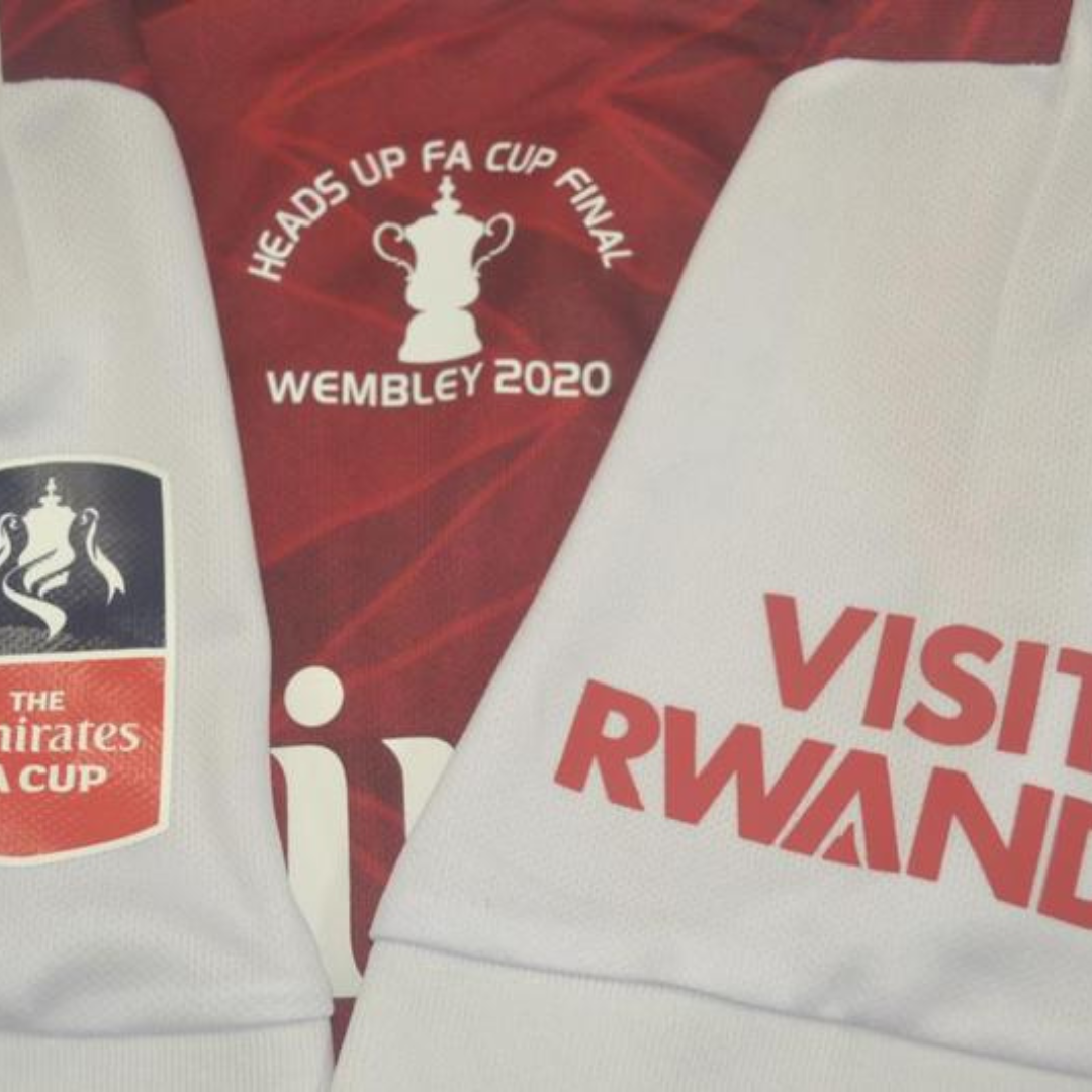 Camisa Arsenal FA Cup Final 2020 - Versão Retrô "Aubameyang" Nº 14