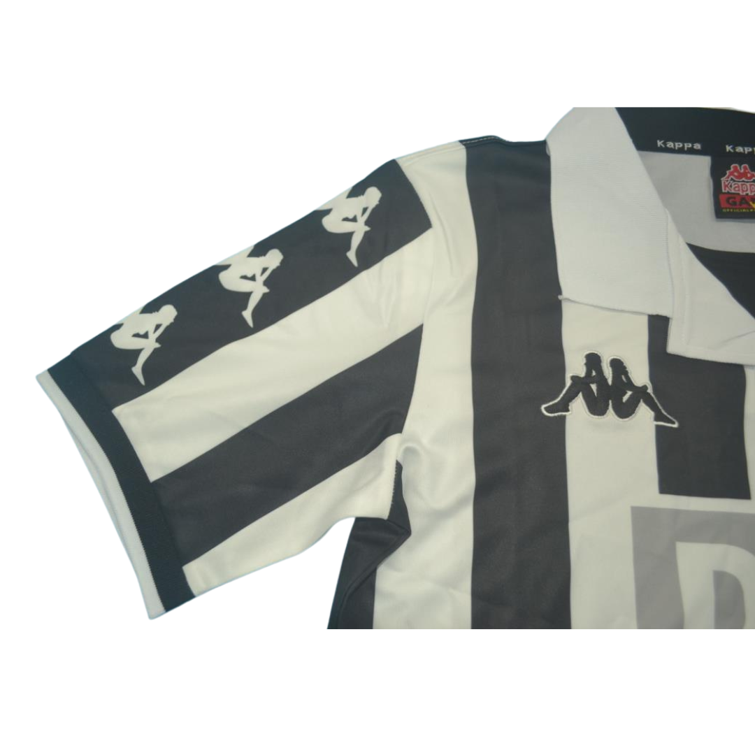 Camisa Retrô Juventus Home 99/00 "Zidane" N°.21
