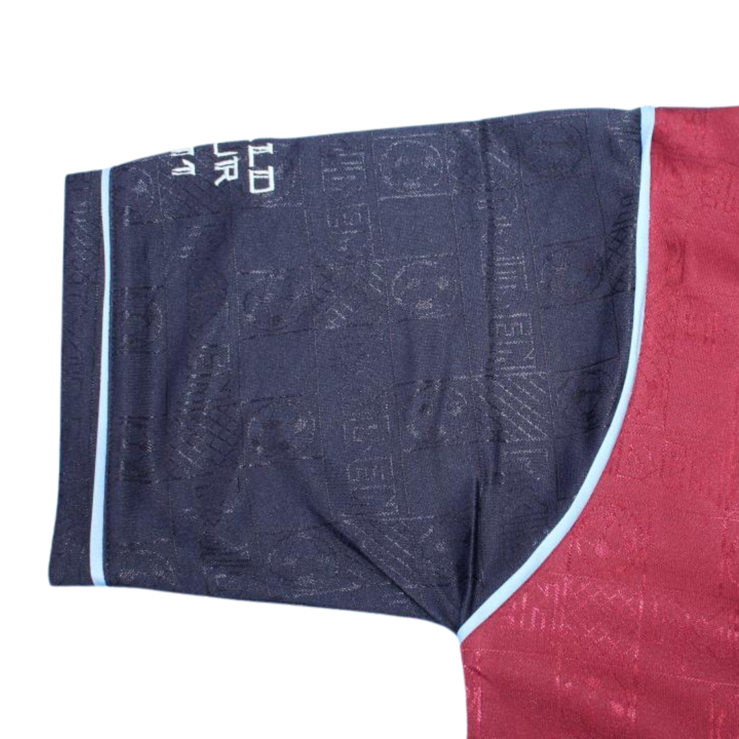 Camisa Iron Maiden Away 2011 - Versão Retrô Nº 11