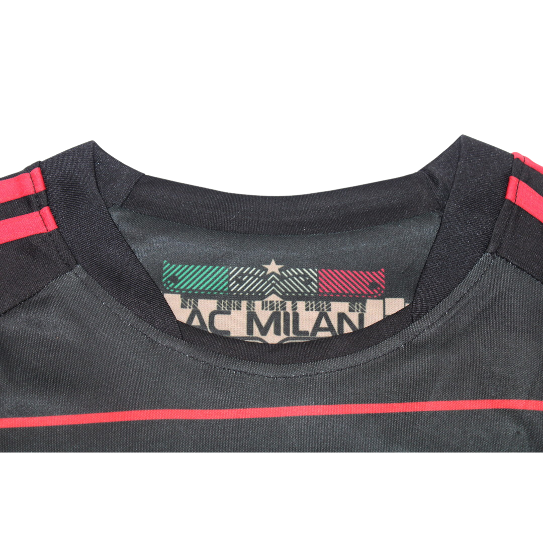 Camisa Retrô Milan Third 10/11 "Ibrahimović" N°.11