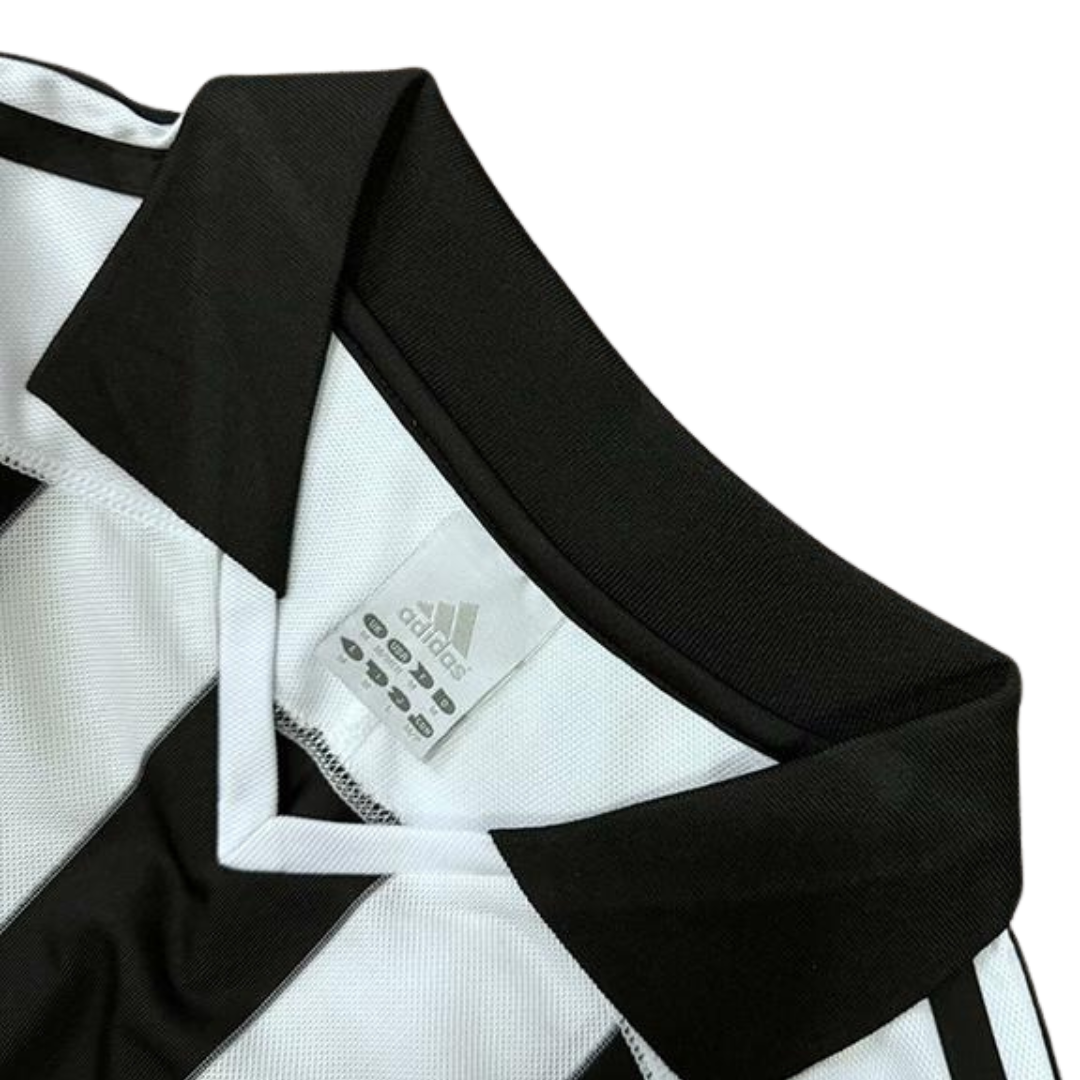 Camisa Newcastle United Home 03/05 - Versão Retrô "Munez" Nº 26