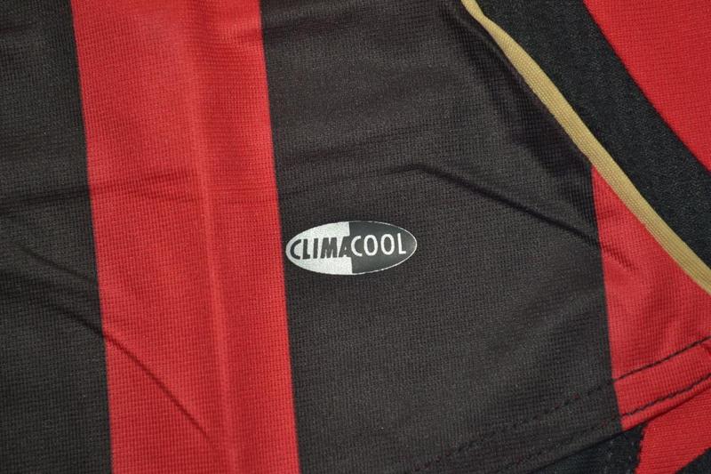 Camisa Retrô Milan Home UCL Versão 06/07 "Ronaldo" N°.99
