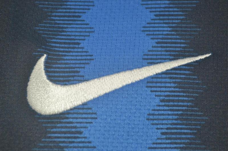 Camisa Inter de Milão Manga Longa Home 10/11 - Versão Retrô
