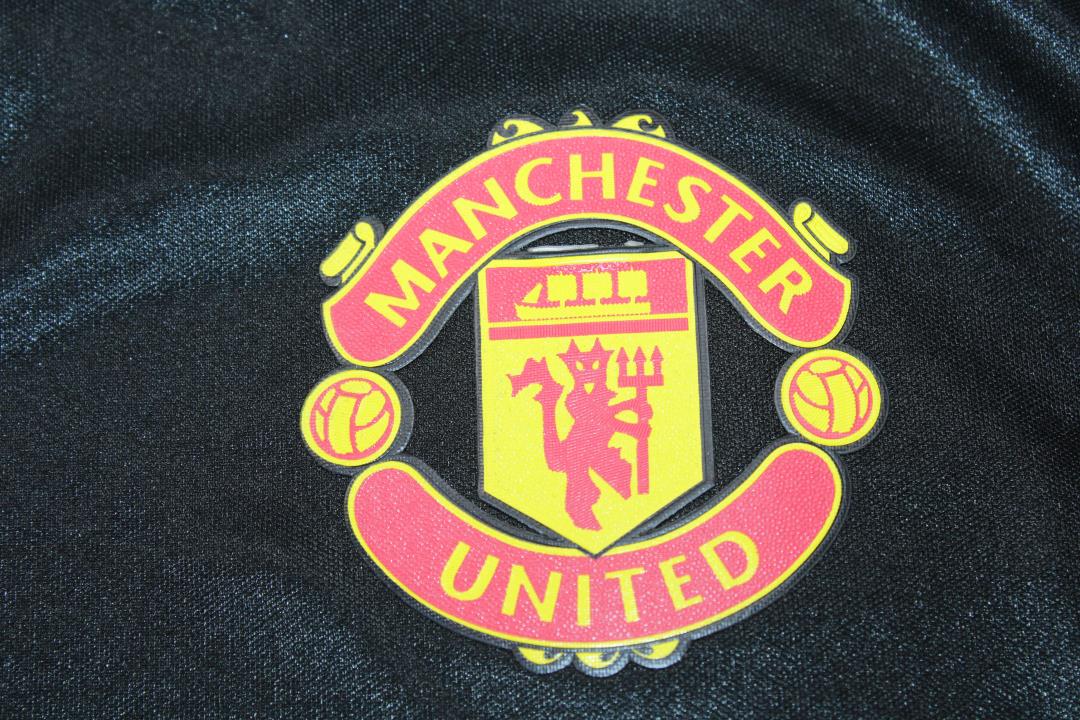Camisa Manchester United Away 98/00 - Versão Retrô "Sheringham" Nº 10