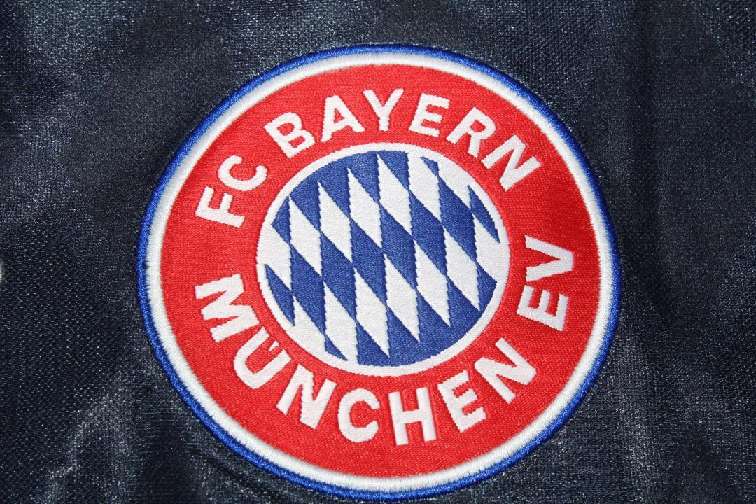 Camisa Bayern de Munique Away 97/98 - Versão Retrô