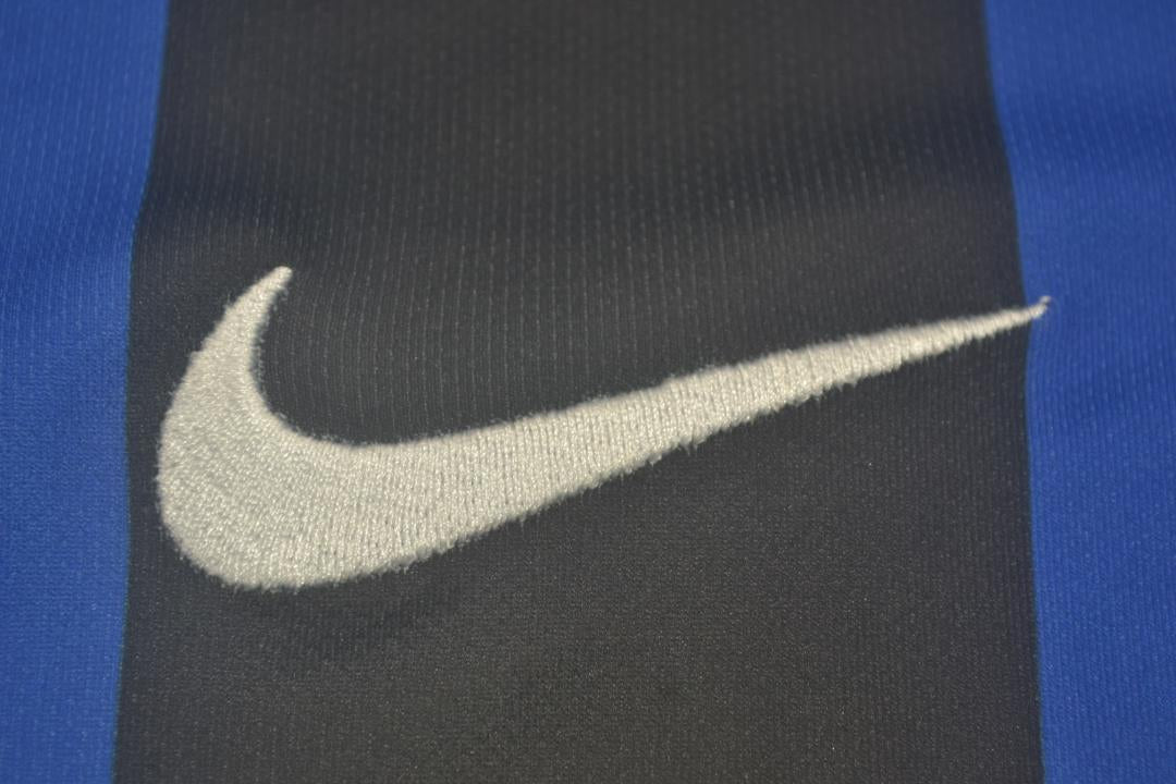 Camisa Retrô Inter de Milão Home UCL Versão 08/09 "Figo" N°.7