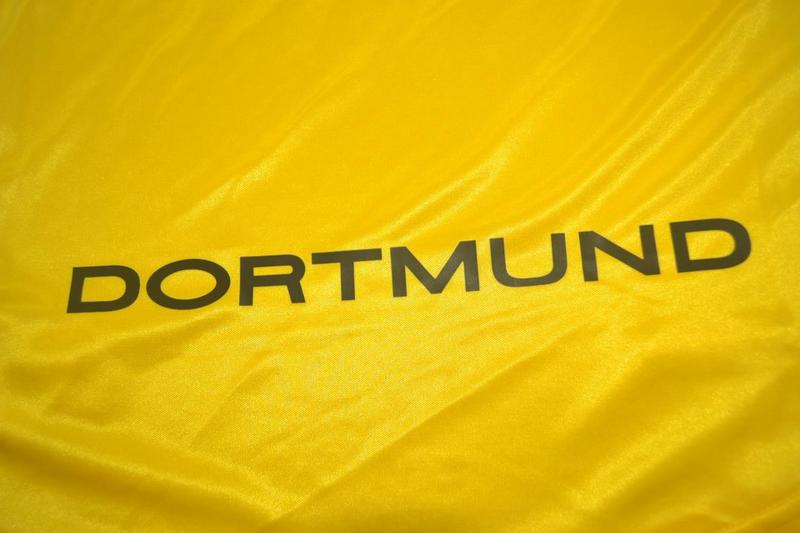 Camisa Borussia Dortmund Home 98/00 - Versão Retrô "Ricken" N° 18
