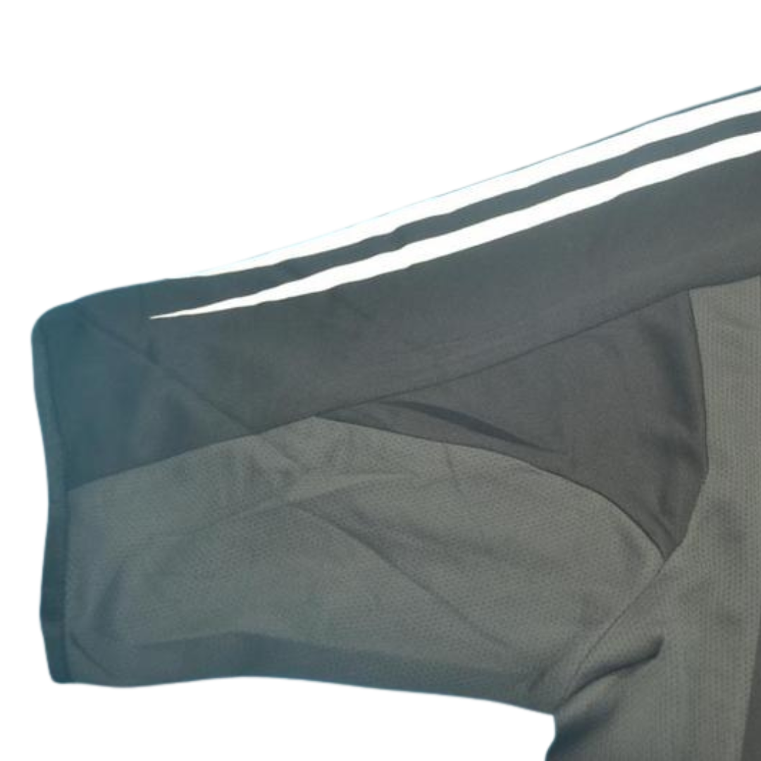 Camisa Real Madrid Away 04/05 - Versão Retrô