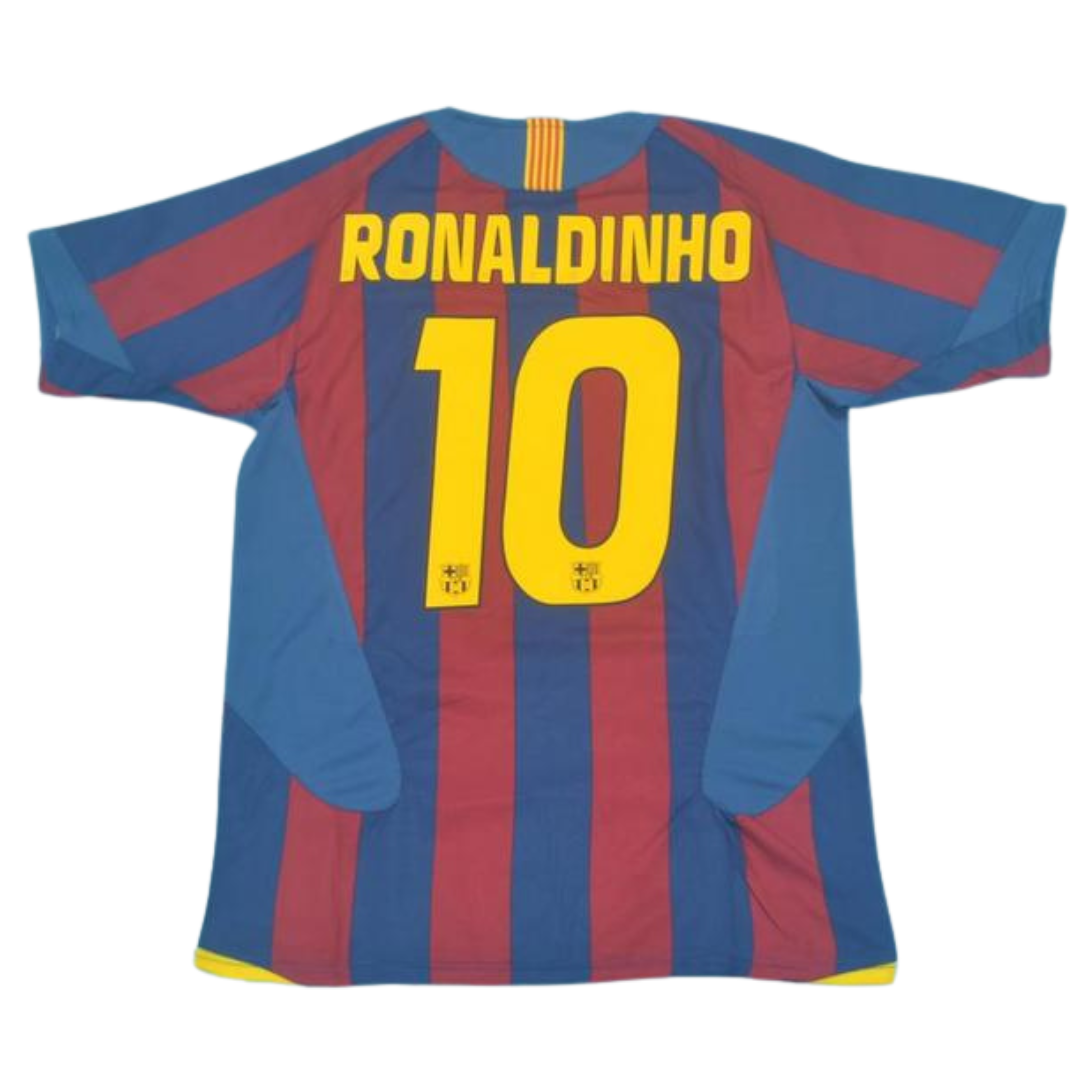 Camisa Barcelona Home 05/06 - Versão Retrô "Ronaldinho" Nº 10