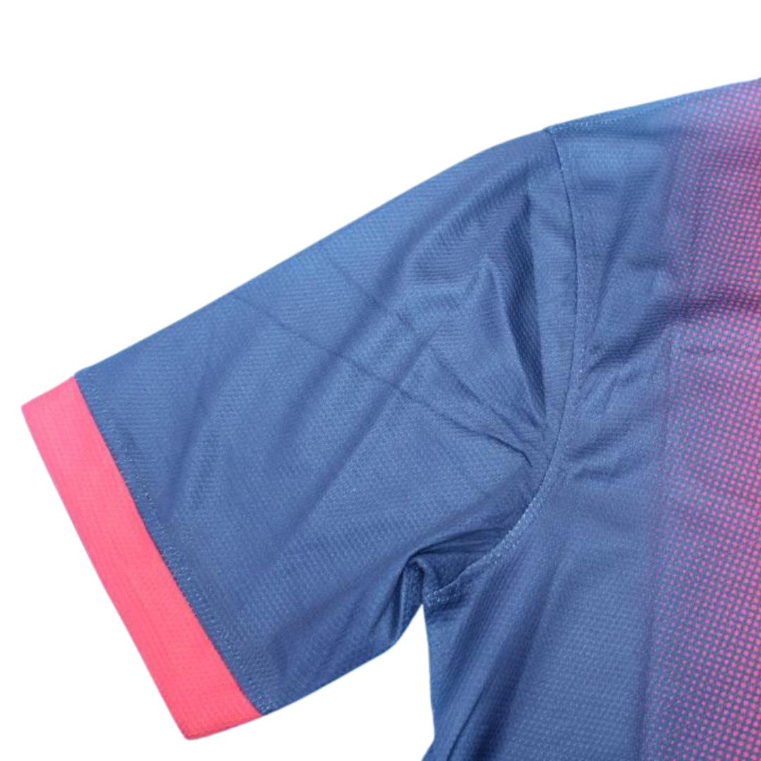 Camisa Barcelona Home 12/13 - Versão Retrô "A.Iniesta" Nº 8