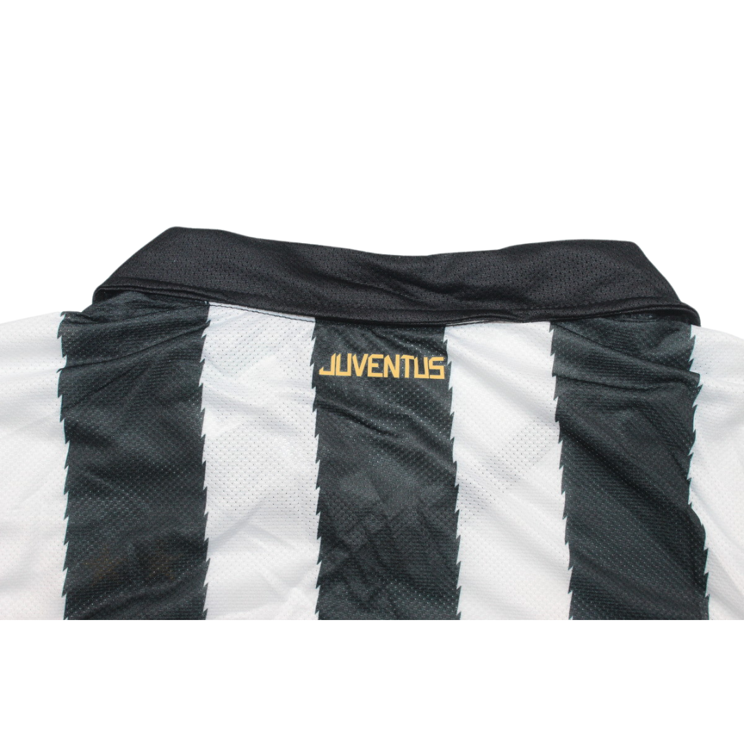 Camisa Retrô Juventus Home 10/11