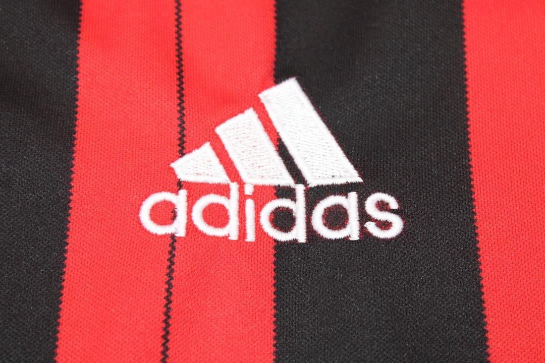 Camisa Retrô Milan Home UCL Versão 13/14 "Kaká" N°.22