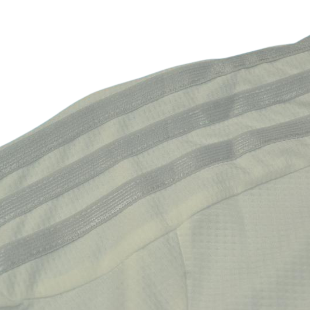 Camisa Real Madrid Home 15/16 - Versão Retrô "Modric" Nº 19