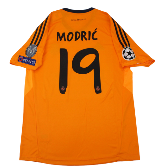 Camisa Real Madrid Third Away 13/14 - Versão Retrô "Modric" Nº 19