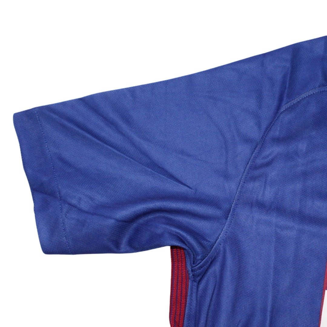 Camisa Barcelona Home 17/18 - Versão Retrô "A.Iniesta" Nº 8