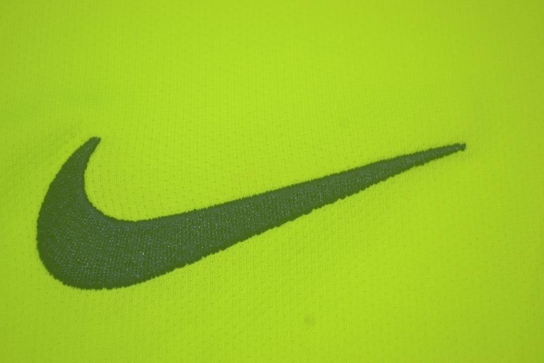 Camisa Barcelona Manga Longa Away 05/06 - Versão Retrô