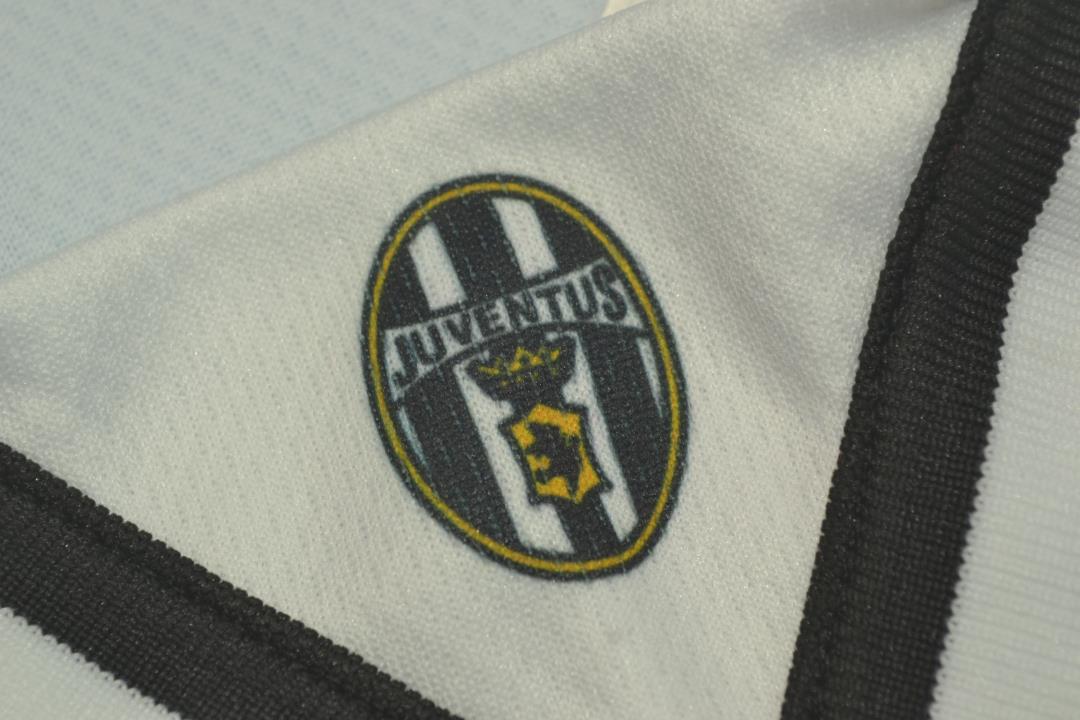 Camisa Retrô Juventus Home 96/97 "Zidane" N°.21