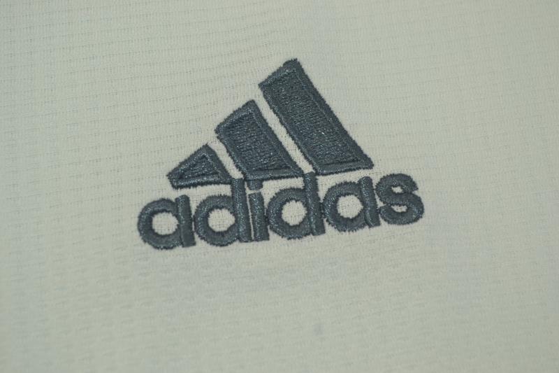 Camisa Real Madrid Home 15/16 - Versão Retrô "Cristiano Ronaldo" Nº 7