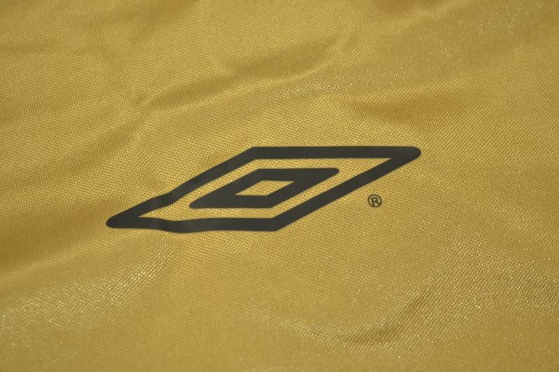 Camisa Manchester United Reservible Mode 00/01 - Versão Retrô