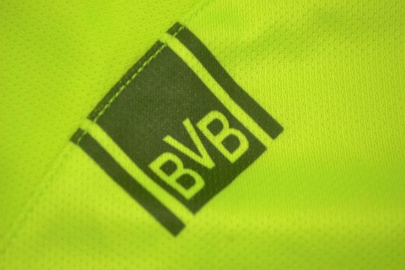 Camisa Borussia Dortmund Home 96/97 - Versão Retrô "Möller" N° 10