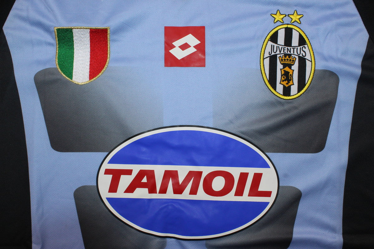 Camisa Retrô Juventus   02/03