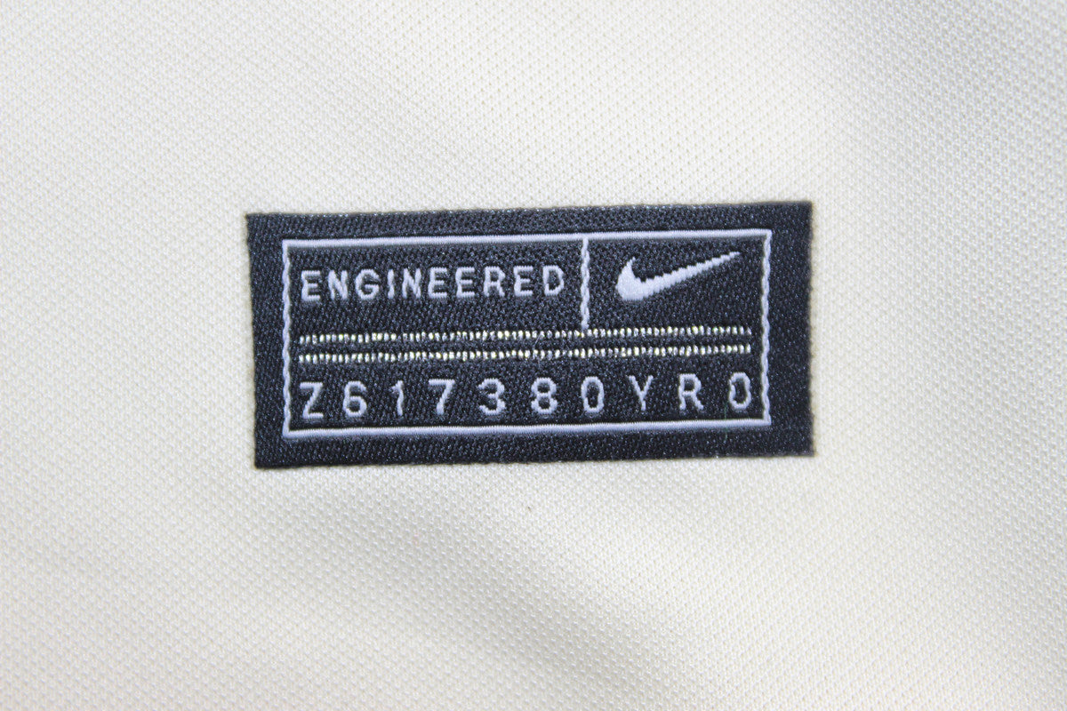 Camisa Liverpool Away 21/22 - Versão Retrô