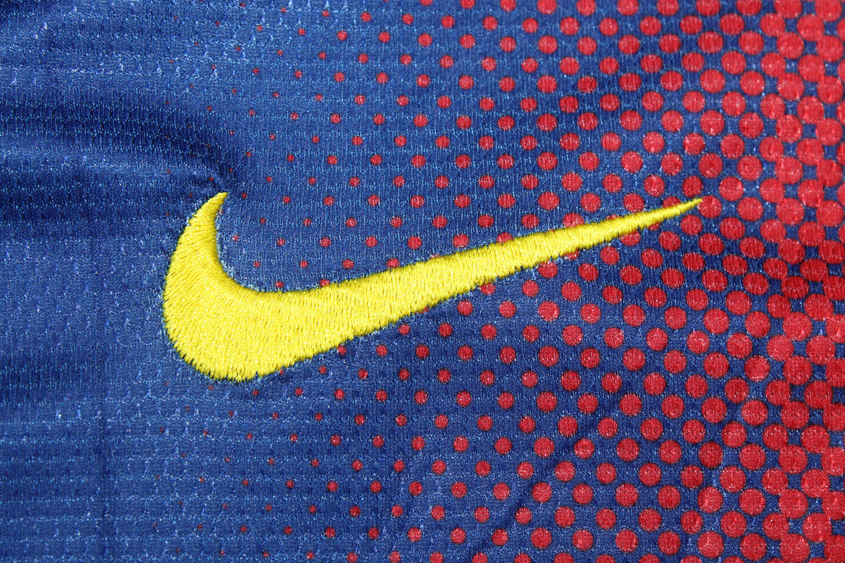 Camisa Barcelona Home 12/13 - Versão Retrô "A.Iniesta" Nº 8