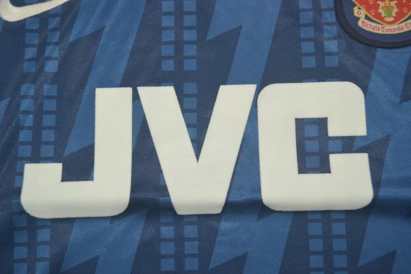 Camisa Arsenal Away 1994 - Versão Retrô "Bergkamp" Nº 10