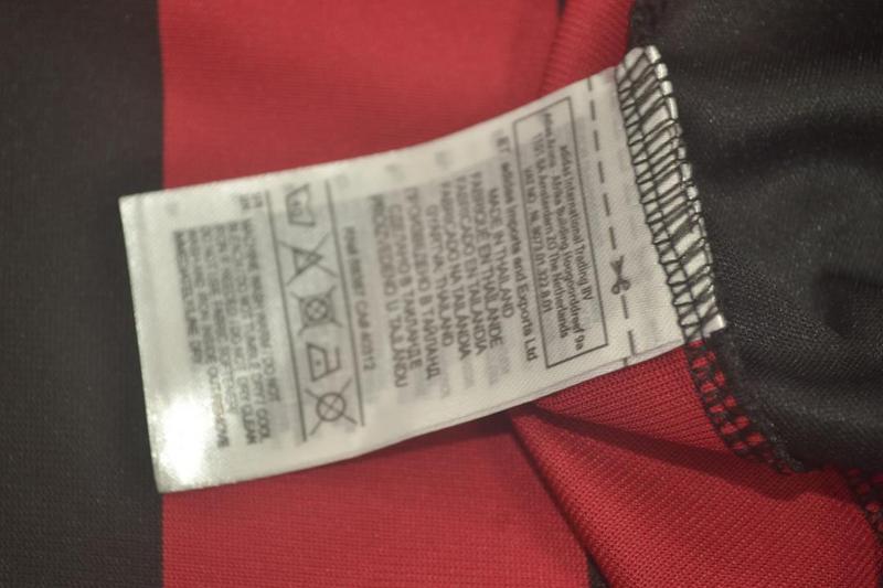 Camisa Retrô Milan Home 09/10 "Ronaldinho" N°.80