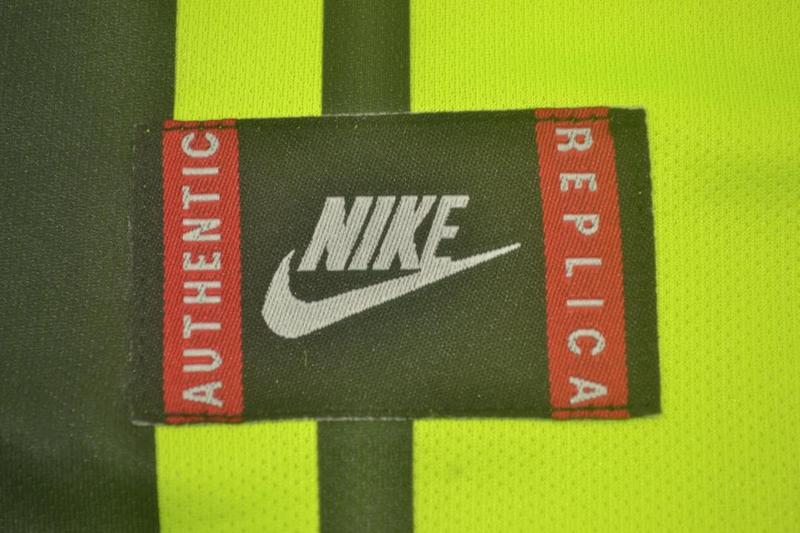 Camisa Borussia Dortmund Home 96/97 - Versão Retrô "Möller" N° 10