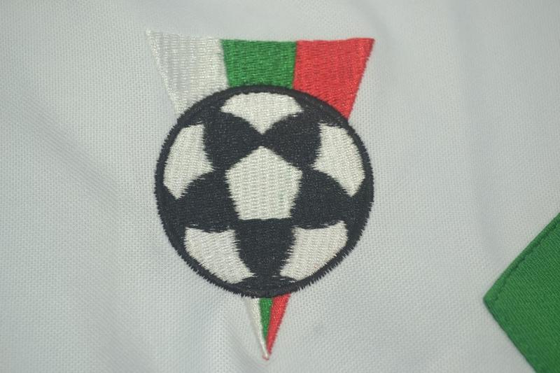 Camisa Retrô Bulgaria Home  1994 "Stoichkov" N°.8