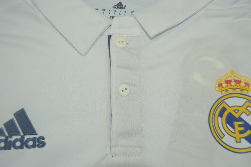 Camisa Real Madrid Manga Longa 16/17 - Versão Retrô "Sergio Ramos" Nº 4