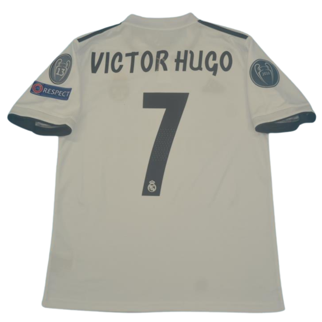 Camisa Real Madrid Home 18/19 - Versão Retrô "Victor Hugo" Nº 7