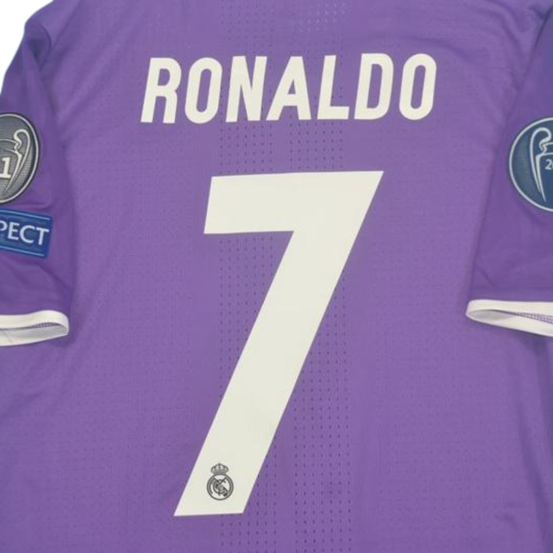 Camisa Real Madrid Away 16/17 - Versão Retrô "Cristiano Ronaldo" Nº 7