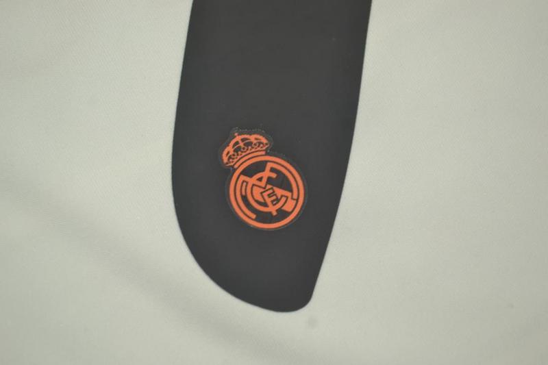 Camisa Real Madrid Manga Longa 13/14 - Versão Retrô "Cristiano Ronaldo" Nº 7