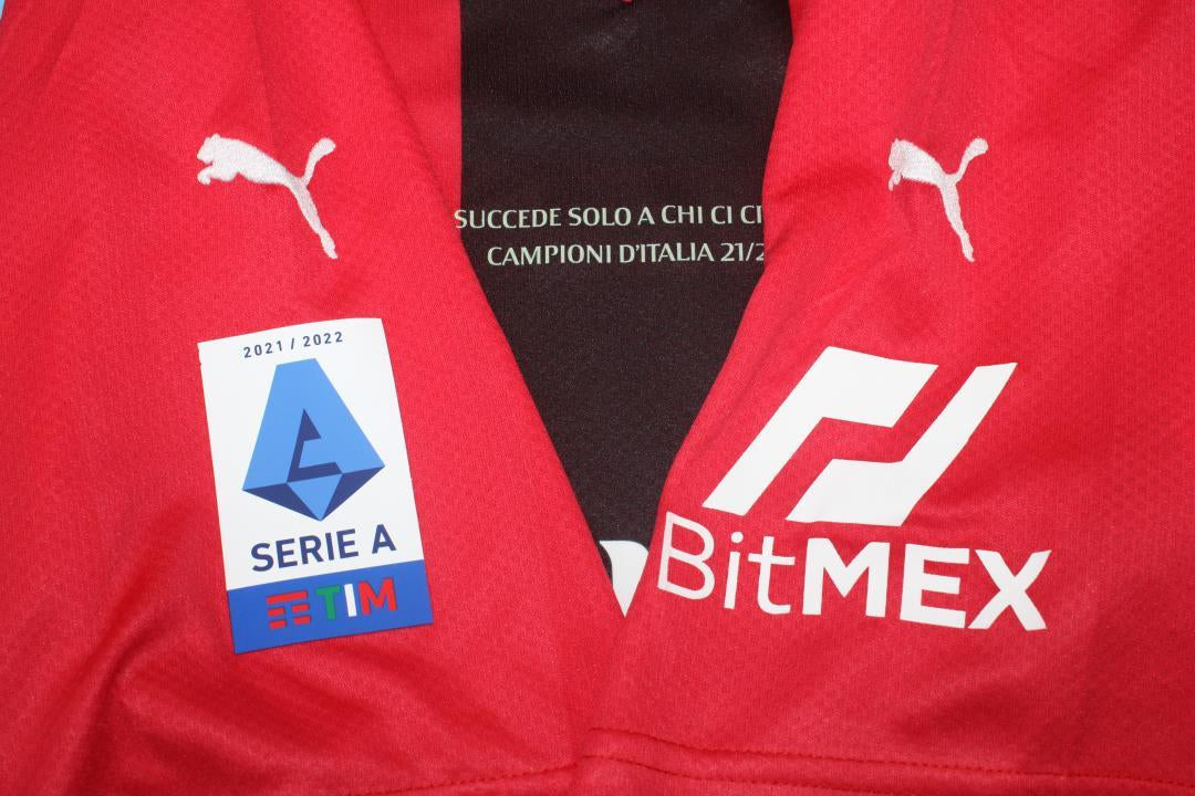 Camisa Retrô Milan Home Versão Serie A Champion 21/22 "Theo" N°.19