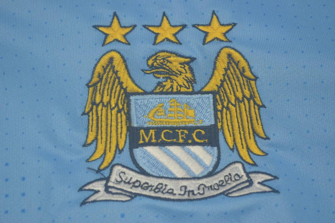 Camisa Retrô Manchester City Home 11/12 "Kun Aguero" Nº16