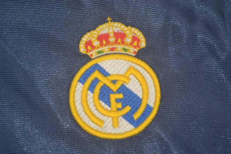 Camisa Real Madrid Away 98/99 - Versão Retrô "Raúl" Nº 7